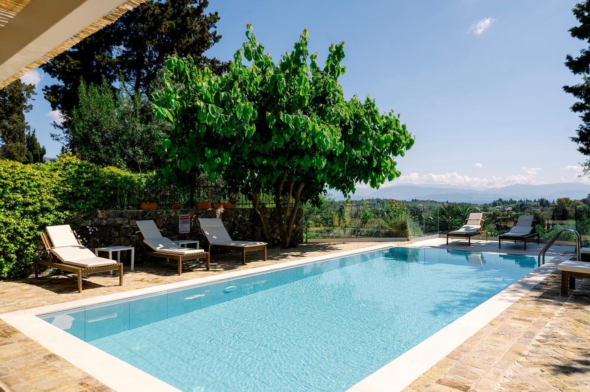 Villa Fioraki Pouládes Exteriör bild